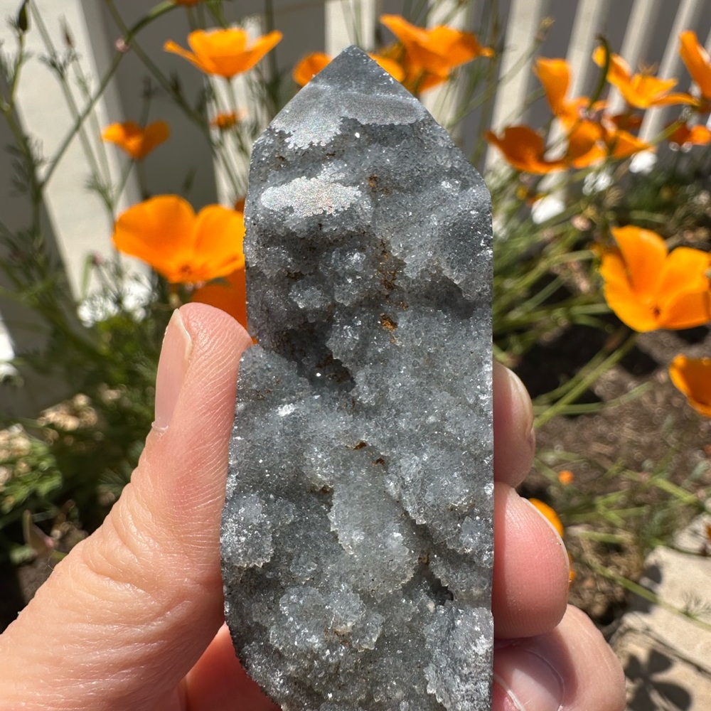 Gray Crystal Point - Picture 4 of 4